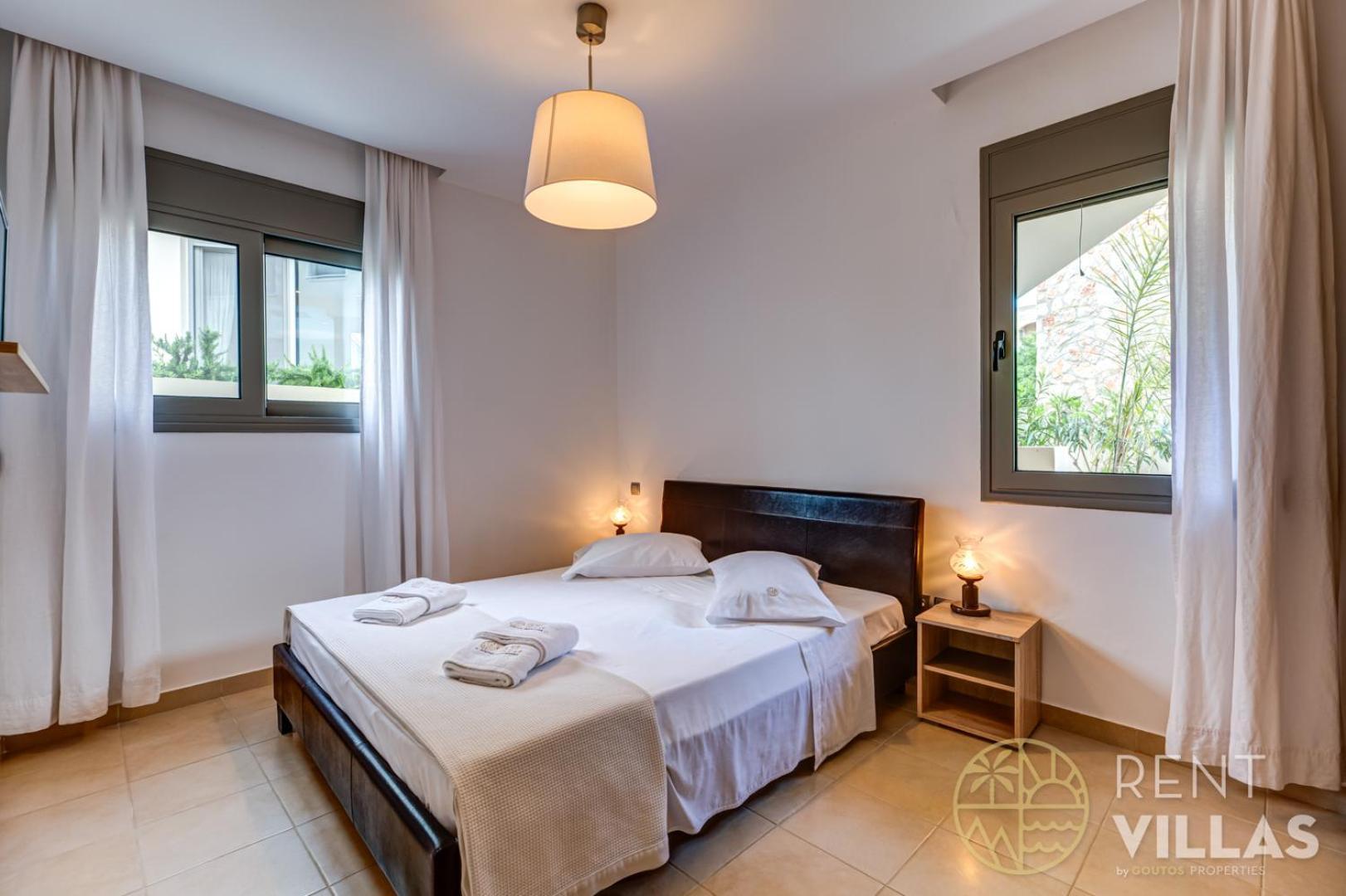 Luxury Houses With Private Pools In Porto Heli By Goutos Properties Exteriör bild