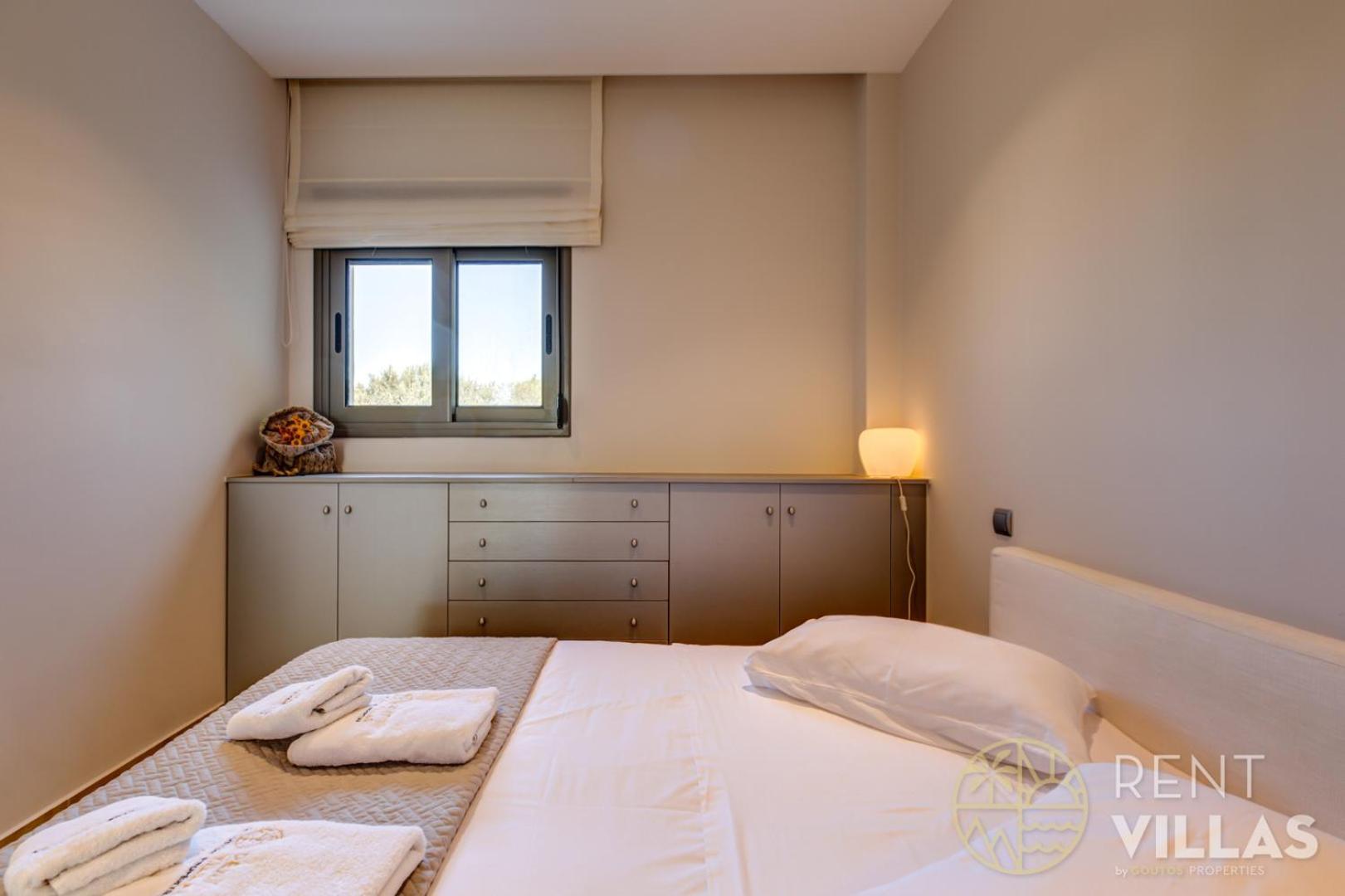 Luxury Houses With Private Pools In Porto Heli By Goutos Properties Exteriör bild