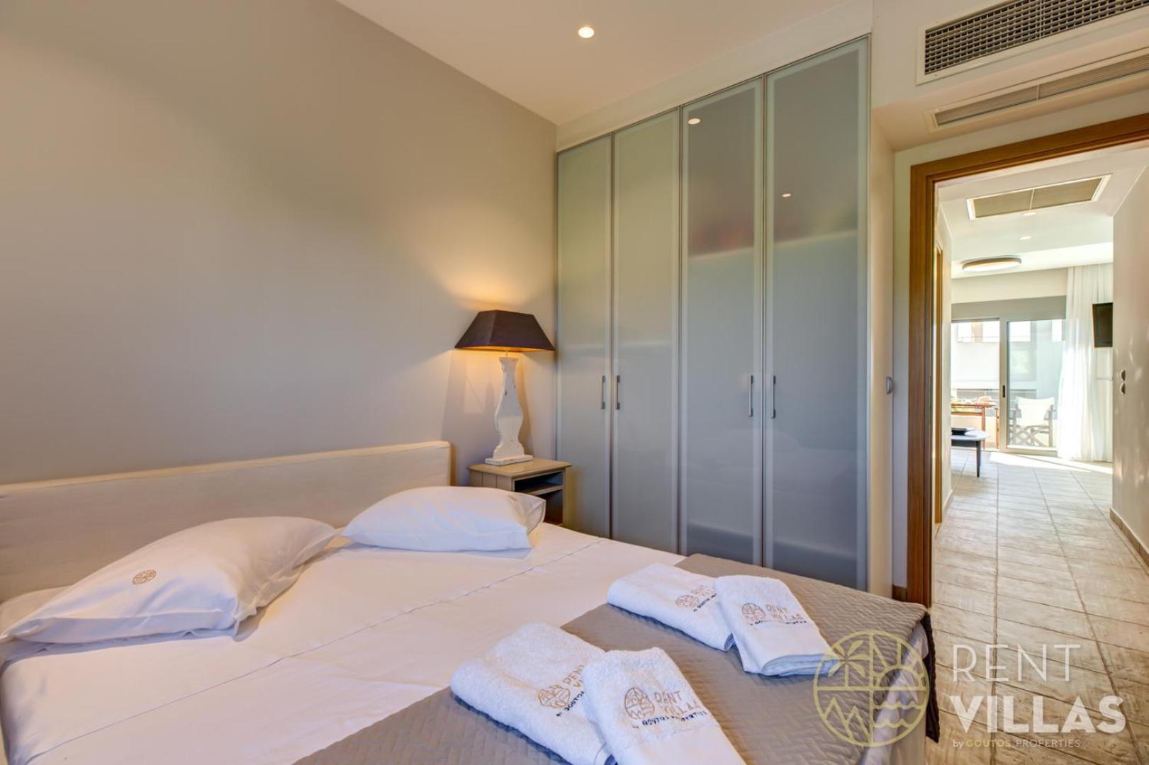 Luxury Houses With Private Pools In Porto Heli By Goutos Properties Exteriör bild